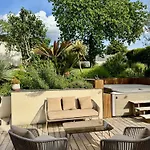 Douceur Angevine Bed & Breakfast